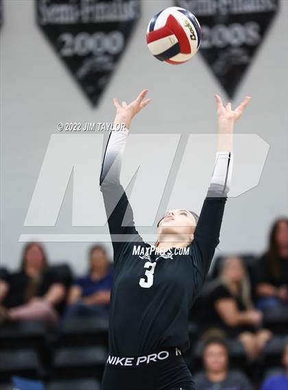 Thumbnail 1 in Strawn @ Graford photogallery.
