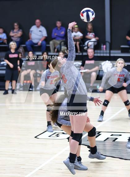 Thumbnail 2 in Strawn @ Graford photogallery.