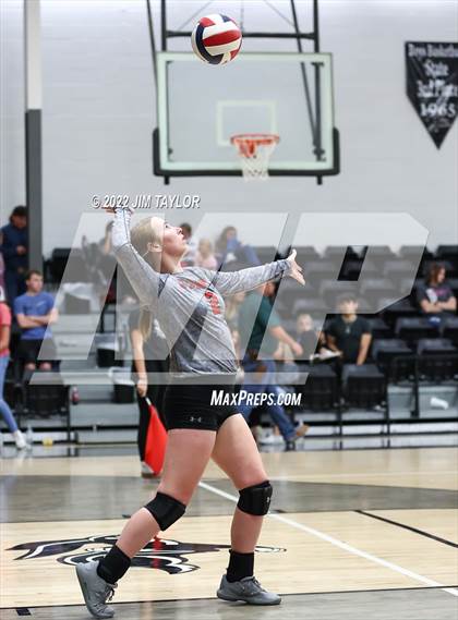 Thumbnail 2 in Strawn @ Graford photogallery.