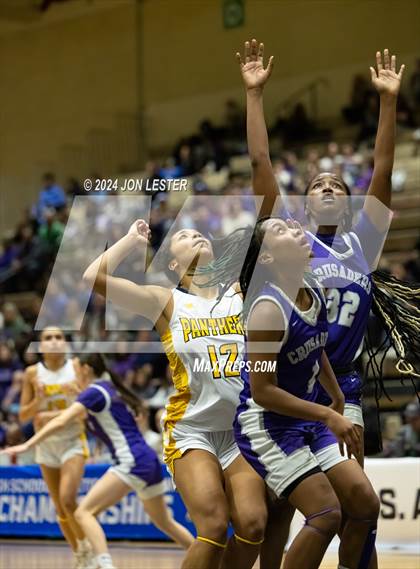 Thumbnail 3 in Catholic Central vs. Walter Panas (NYSPHSAA Class A Final) photogallery.
