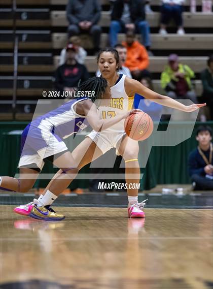 Thumbnail 1 in Catholic Central vs. Walter Panas (NYSPHSAA Class A Final) photogallery.