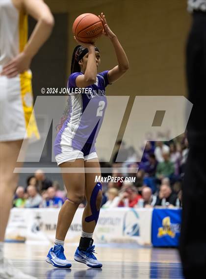 Thumbnail 3 in Catholic Central vs. Walter Panas (NYSPHSAA Class A Final) photogallery.