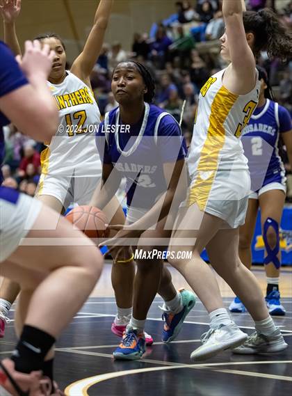 Thumbnail 2 in Catholic Central vs. Walter Panas (NYSPHSAA Class A Final) photogallery.