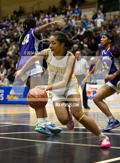 Thumbnail 3 in Catholic Central vs. Walter Panas (NYSPHSAA Class A Final) photogallery.