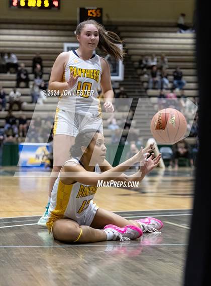 Thumbnail 3 in Catholic Central vs. Walter Panas (NYSPHSAA Class A Final) photogallery.