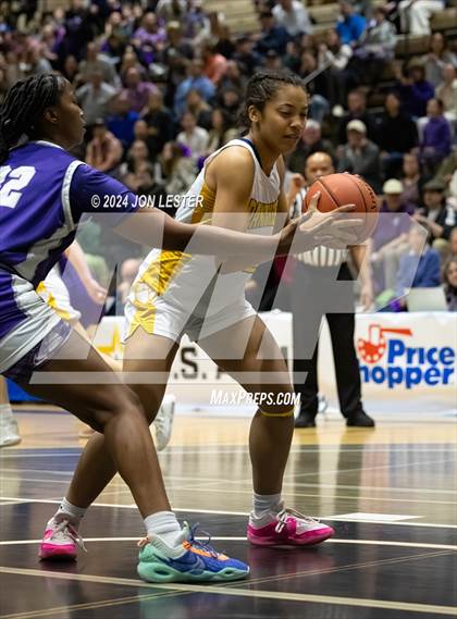 Thumbnail 1 in Catholic Central vs. Walter Panas (NYSPHSAA Class A Final) photogallery.