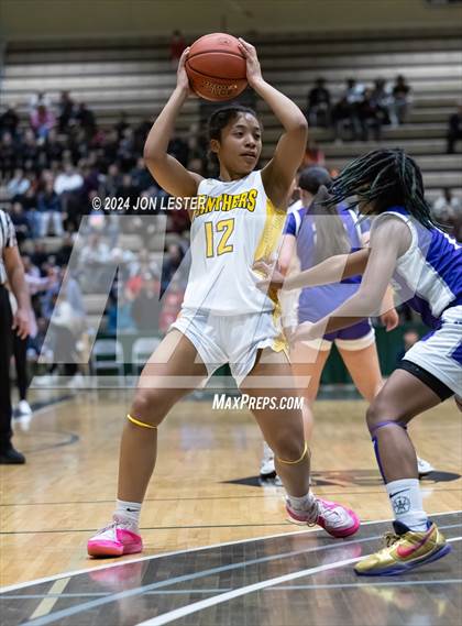 Thumbnail 2 in Catholic Central vs. Walter Panas (NYSPHSAA Class A Final) photogallery.