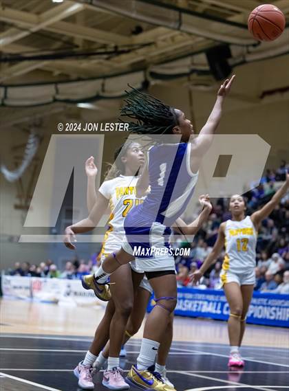 Thumbnail 2 in Catholic Central vs. Walter Panas (NYSPHSAA Class A Final) photogallery.