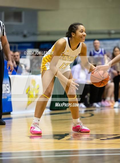 Thumbnail 3 in Catholic Central vs. Walter Panas (NYSPHSAA Class A Final) photogallery.