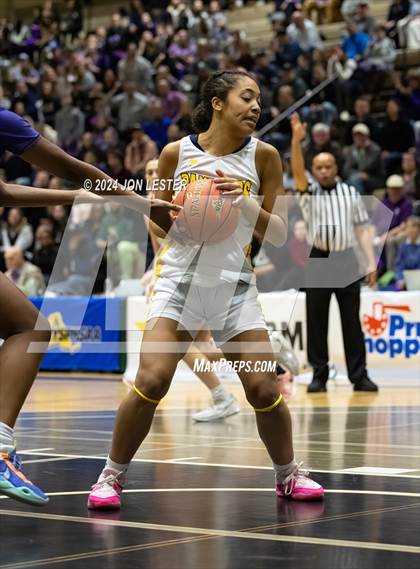 Thumbnail 3 in Catholic Central vs. Walter Panas (NYSPHSAA Class A Final) photogallery.
