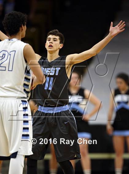 Thumbnail 3 in Pueblo West vs. Valor Christian (CHSAA 4A Final) photogallery.