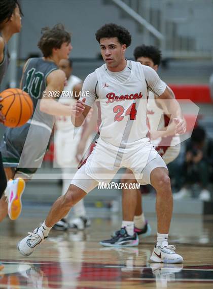 Thumbnail 1 in Norman North @ Mustang photogallery.