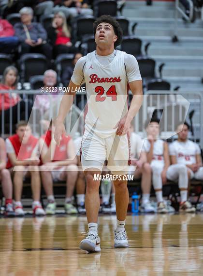 Thumbnail 3 in Norman North @ Mustang photogallery.