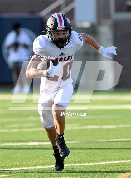 Thumbnail 2 in Signal Mountain vs. Ridgeland (scrimmage) photogallery.