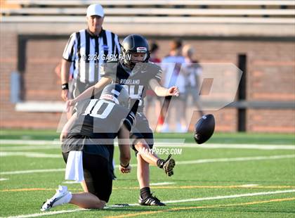 Thumbnail 3 in Signal Mountain vs. Ridgeland (scrimmage) photogallery.