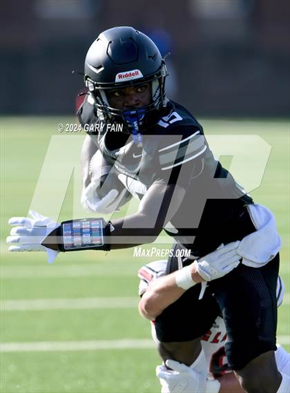 Thumbnail 3 in Signal Mountain vs. Ridgeland (scrimmage) photogallery.