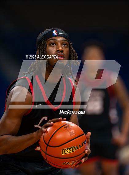 Thumbnail 1 in Paradise vs. Kountze (UIL 3A Basketball Division II Final) photogallery.