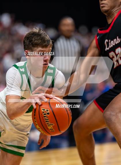 Thumbnail 3 in Paradise vs. Kountze (UIL 3A Basketball Division II Final) photogallery.