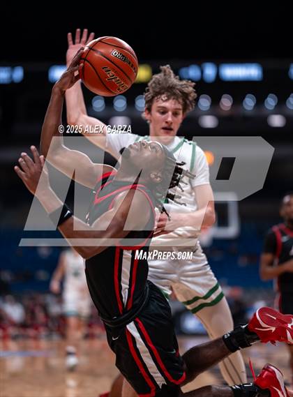 Thumbnail 2 in Paradise vs. Kountze (UIL 3A Basketball Division II Final) photogallery.