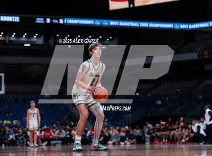 Thumbnail 2 in Paradise vs. Kountze (UIL 3A Basketball Division II Final) photogallery.