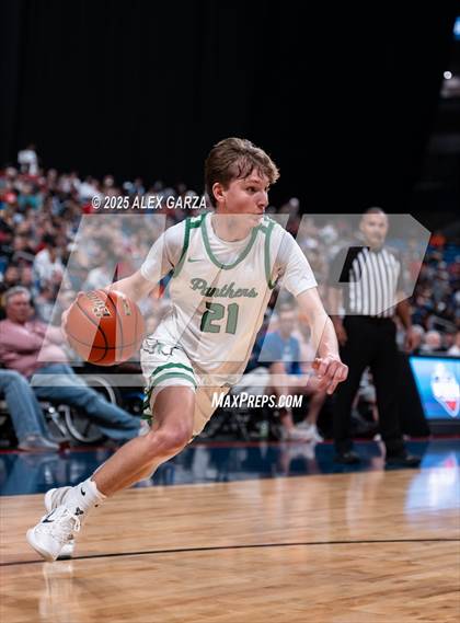 Thumbnail 3 in Paradise vs. Kountze (UIL 3A Basketball Division II Final) photogallery.