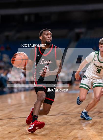 Thumbnail 3 in Paradise vs. Kountze (UIL 3A Basketball Division II Final) photogallery.