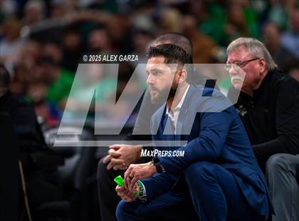 Thumbnail 2 in Paradise vs. Kountze (UIL 3A Basketball Division II Final) photogallery.