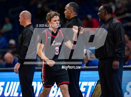 Thumbnail 3 in Paradise vs. Kountze (UIL 3A Basketball Division II Final) photogallery.