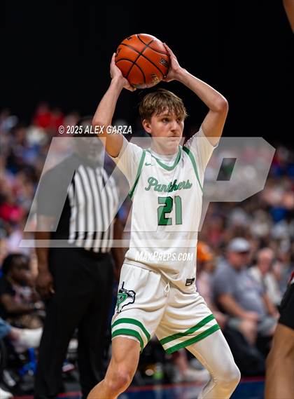Thumbnail 3 in Paradise vs. Kountze (UIL 3A Basketball Division II Final) photogallery.