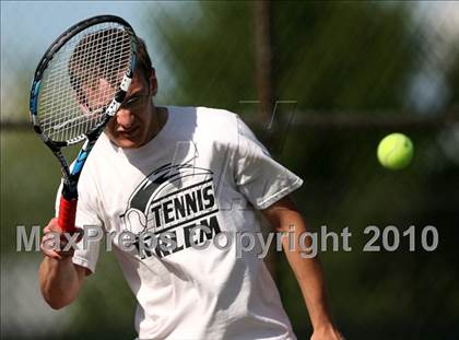 Thumbnail 3 in Freeport vs. Harlem photogallery.
