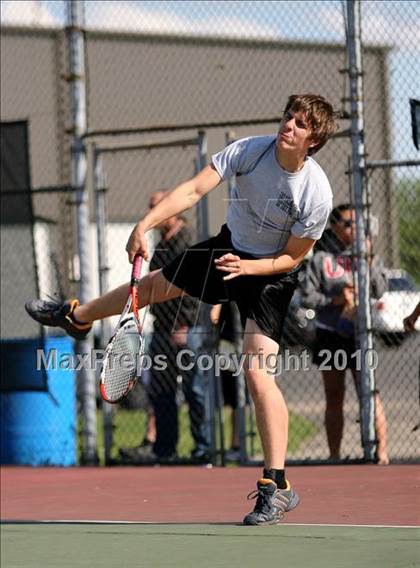 Thumbnail 3 in Freeport vs. Harlem photogallery.