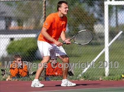 Thumbnail 3 in Freeport vs. Harlem photogallery.