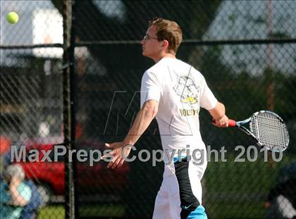 Thumbnail 2 in Freeport vs. Harlem photogallery.