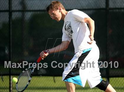 Thumbnail 3 in Freeport vs. Harlem photogallery.