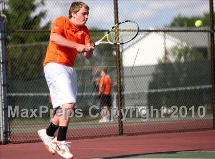 Thumbnail 3 in Freeport vs. Harlem photogallery.