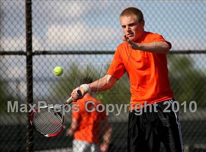 Thumbnail 2 in Freeport vs. Harlem photogallery.