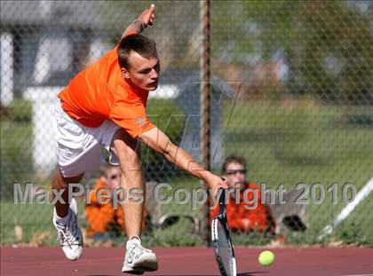 Thumbnail 3 in Freeport vs. Harlem photogallery.