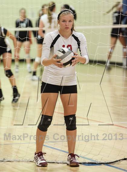 Thumbnail 2 in Desert Ridge vs. Basha  (Nike Tournament of Champions) photogallery.