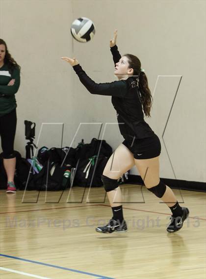 Thumbnail 1 in Desert Ridge vs. Basha  (Nike Tournament of Champions) photogallery.