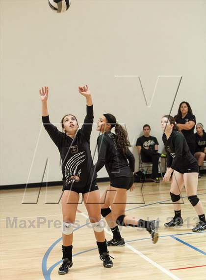 Thumbnail 1 in Desert Ridge vs. Basha  (Nike Tournament of Champions) photogallery.