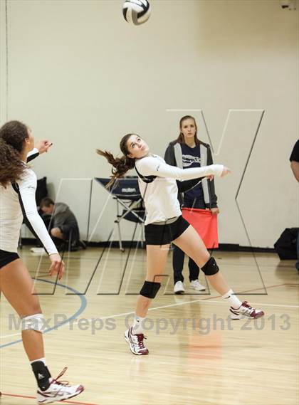 Thumbnail 3 in Desert Ridge vs. Basha  (Nike Tournament of Champions) photogallery.