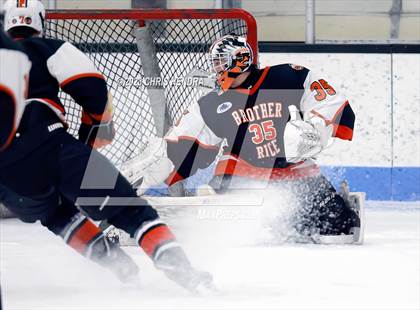 Thumbnail 1 in Brother Rice @ Houghton photogallery.