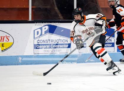 Thumbnail 3 in Brother Rice @ Houghton photogallery.