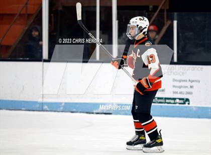Thumbnail 2 in Brother Rice @ Houghton photogallery.