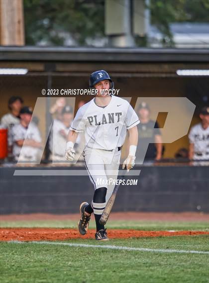 Thumbnail 3 in Lakewood Ranch vs. Plant (FHSAA 7A Regional Semifinal) photogallery.
