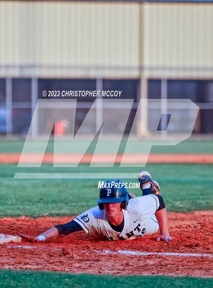 Thumbnail 3 in Lakewood Ranch vs. Plant (FHSAA 7A Regional Semifinal) photogallery.