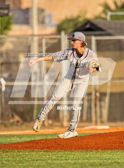 Thumbnail 3 in Lakewood Ranch vs. Plant (FHSAA 7A Regional Semifinal) photogallery.