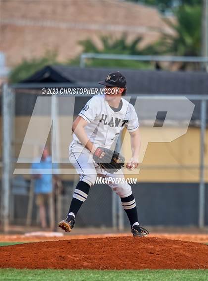 Thumbnail 2 in Lakewood Ranch vs. Plant (FHSAA 7A Regional Semifinal) photogallery.