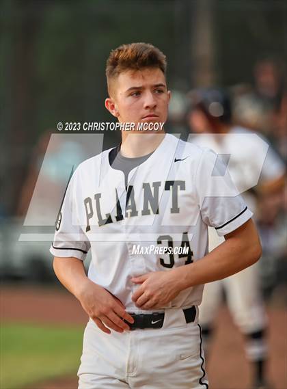 Thumbnail 2 in Lakewood Ranch vs. Plant (FHSAA 7A Regional Semifinal) photogallery.