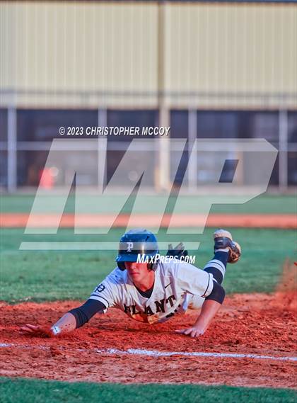 Thumbnail 2 in Lakewood Ranch vs. Plant (FHSAA 7A Regional Semifinal) photogallery.